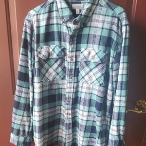 Ocean Coast Flannel  Plaid Button-Down Shirt in Blue and Green Large